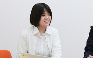 経理事務スタッフインタビュ