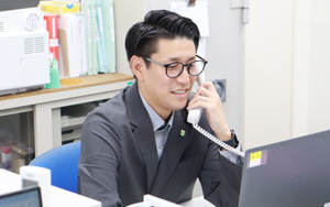 丸太町病院経営管理部 スタッフインタビュ